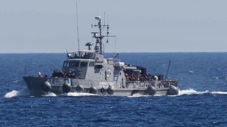 Εννέα επιχειρήσεις και 738 διασωθέντες μέσα σε μια ημέρα - Σε ξύλινη λέμβο ανοιχτά της Γαύδου επέβαιναν οι τελευταίοι αλλοδαποί που εντοπίστηκαν