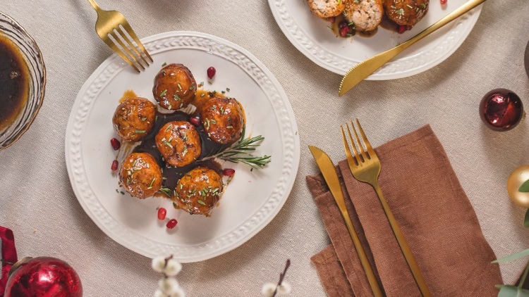 Κεφτεδάκια γαλοπούλας με αρωματικό γλάσο από εσπρέσο
