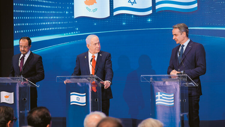 Η Τουρκία άρχισε ξανά τις παραβιάσεις στο Αιγαίο μετά τη συμμαχία ασφάλειας απέναντι στη «Γαλάζια Πατρίδα»