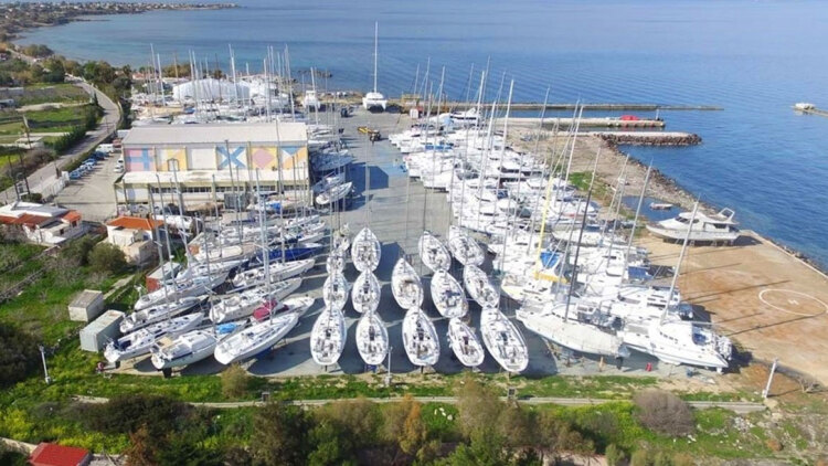 Planaco: Τι έκανε το «ναυπηγείο των Κουτσολιούτσων» στα χέρια των Τσέχων