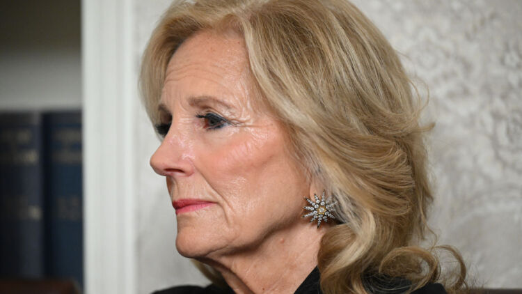 Νεκρή η σύζυγος του πρώην συζύγου της Jill Biden – Είχε γίνει κλήση για ενδοοικογενειακή βία
