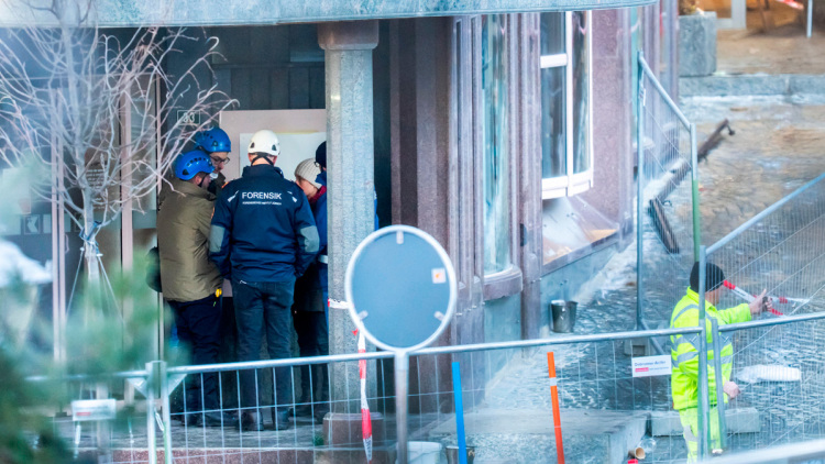 Πρωτοχρονιάτικη τραγωδία στο Κραν Μοντανά: «Περίπου 40» οι νεκροί από την έκρηξη στο μπαρ, σε σοβαρή κατάσταση δεκάδες τραυματίες