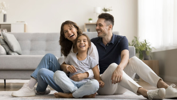 Διεθνείς δημοσκοπήσεις: Οι περισσότεροι γονείς προτιμούν τα κορίτσια από τα αγόρια