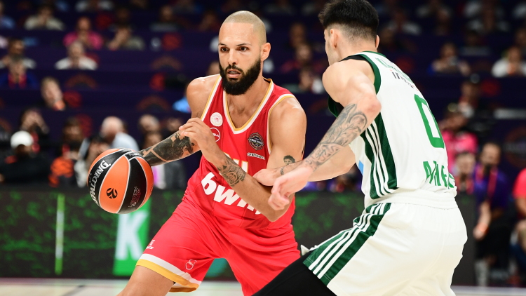 Ο Ολυμπιακός «τρέχει» σερί 9 νικών επί του Παναθηναϊκού στη Euroleague, βίντεο 