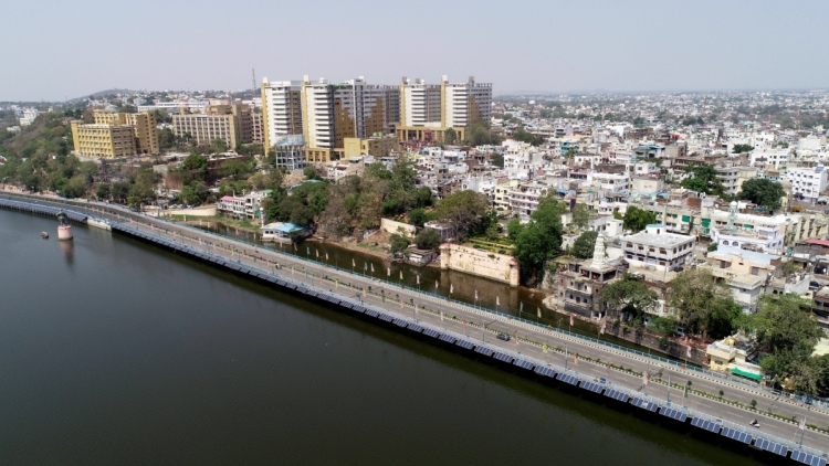 Τουλάχιστον δέκα νεκροί από μολυσμένο νερό στην πιο καθαρή πόλη της Ινδίας