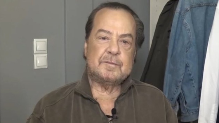 Γιάννης Πάριος για Χάρη Βαρθακούρη: Είναι καλύτερος από εμένα, αλλά είναι άτυχος γιατί με έχει πατέρα