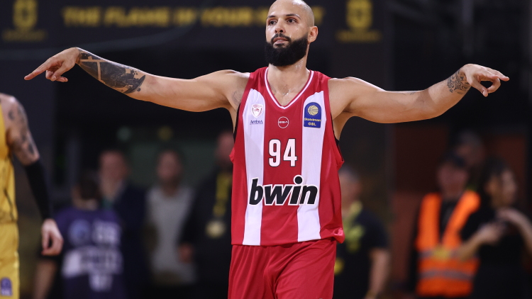 Πέρασε δύσκολα από την Θεσσαλονίκη ο Ολυμπιακός, 95-84 τον Άρη