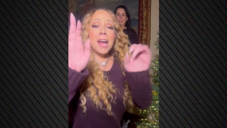 Το χιουμοριστικό βίντεο της Μαράια Κάρεϊ για το τέλος των εορτών:  Όταν λένε ότι τα Χριστούγεννα τελείωσαν