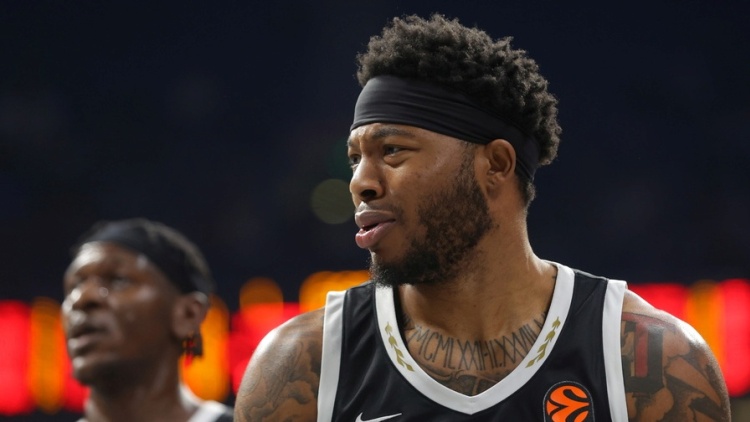 Στην Αθήνα ο Ταϊρίκ Τζόουνς για λογαριασμό του Ολυμπιακού
