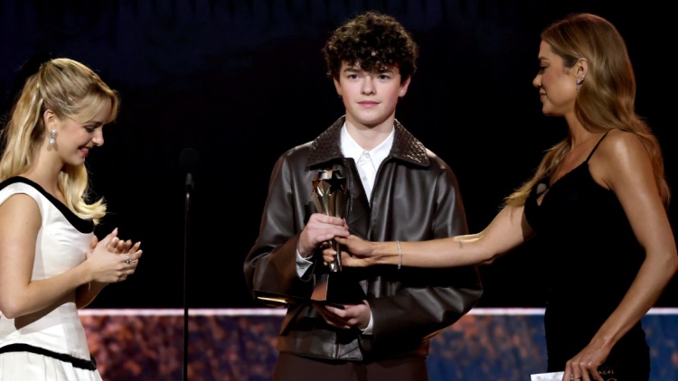 Ο 16χρονος Όουεν Κούπερ έγραψε ιστορία στα Critics Choice ως ο νεότερος άντρας νικητής στην ιστορία του θεσμού