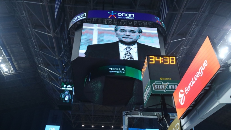 Η ΚΑΕ Παναθηναϊκός αποχαιρέτησε τον Γιώργο Παπαδάκη με βίντεο πριν το ματς με την Αρμάνι, το «ευχαριστώ» του γιου του