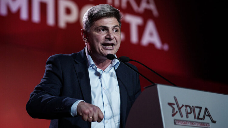 Νικόλας Φαραντούρης: Διεγράφη από τον ΣΥΡΙΖΑ μετά τις δηλώσεις για το κόμμα Καρυστιανού