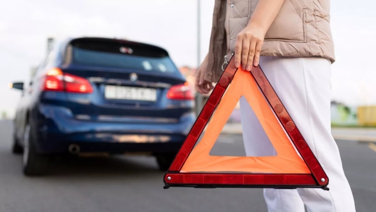 Τέλος το τρίγωνο, έρχεται ο φάρος