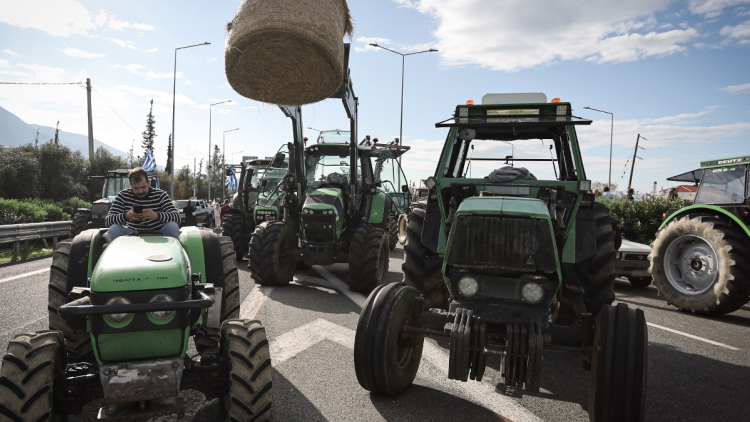 Αγρότες: Κλιμακώνουν με 48ωρο αποκλεισμό και παρακαμπτηρίων, πού θα κοπεί τελείως η κυκλοφορία