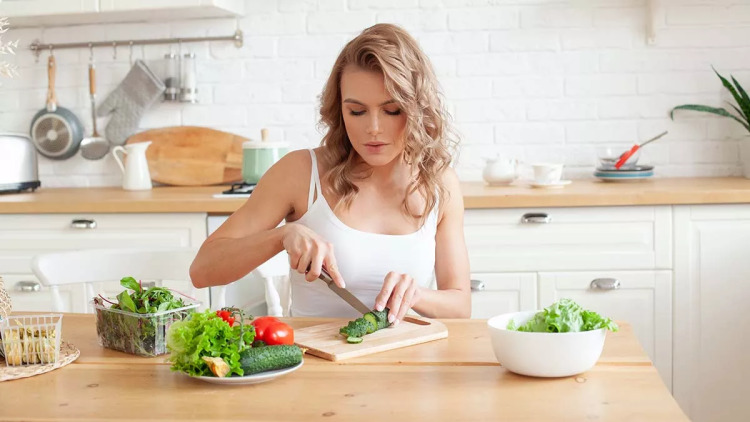 Τα πάνω κάτω στη διατροφική πυραμίδα φέρνει η κυβέρνηση Τραμπ στις ΗΠΑ
