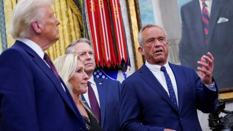 Νέες διατροφικές οδηγίες από την κυβέρνηση Τραμπ: Όχι στη ζάχαρη, ναι στην πρωτεΐνη για καλύτερη υγεία