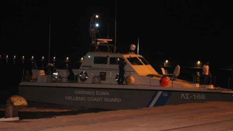 Ακυβερνησία πλοίου τουρκικής σημαίας νότια της Κω: Επιχείρηση του λιμενικού υπό δυσμενείς καιρικές συνθήκες