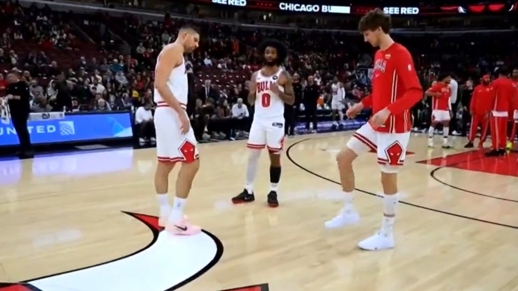 Συνέβη και στο ΝΒΑ: Αναβλήθηκε το Μπουλς - Χιτ λόγω βρεγμένου παρκέ μετά την κακοκαιρία στο Σικάγο