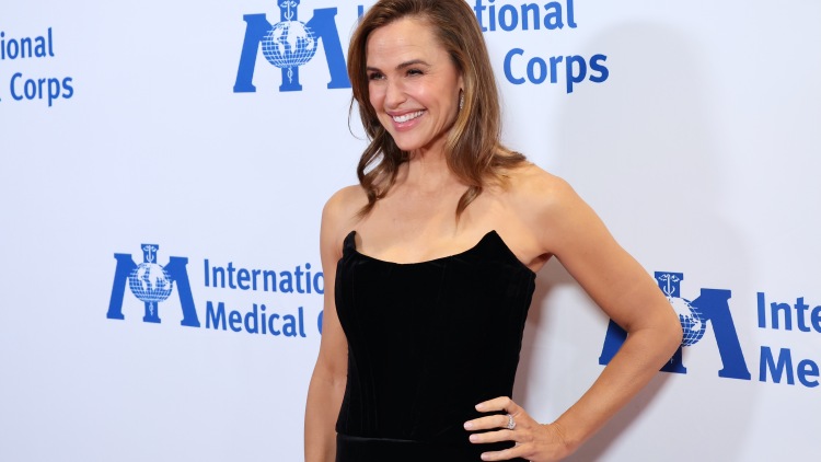 Τζένιφερ Γκάρνερ: Σε σπάνια εξομολόγηση για τον χωρισμό της από τον Άφλεκ και τον τωρινό σύντροφό της