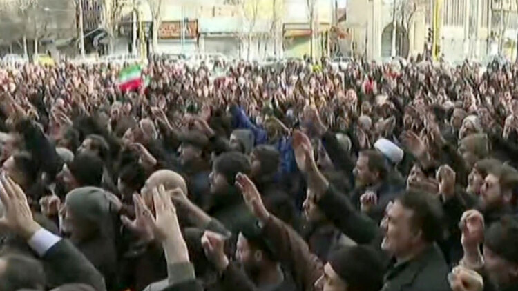 Αιματοχυσία στο Ιράν: Γιατρός στην Τεχεράνη κάνει λόγο για «217 νεκρούς» μετά την κλιμάκωση των κινητοποιήσεων