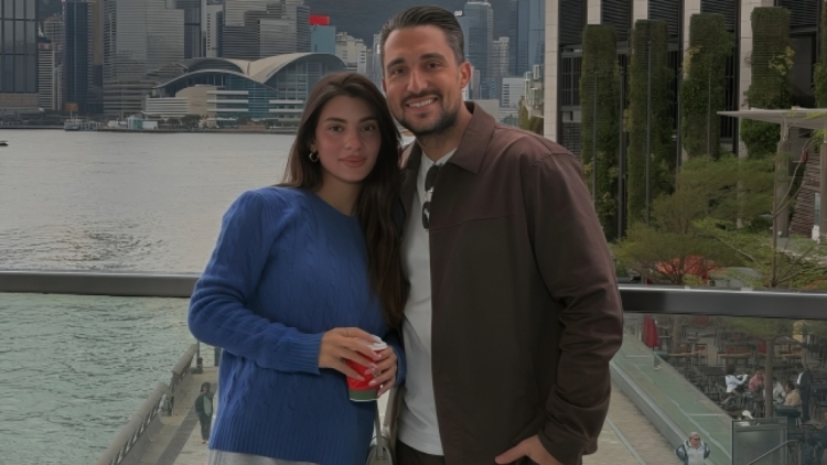 Κατσούλης για την εγκυμοσύνη της Ρουμελιώτη: Είναι πέντε μηνών και δεν κουράζεται ποτέ