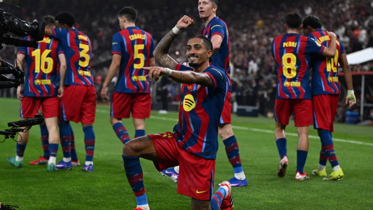 Με ήρωα τον Ραφίνια η Μπαρτσελόνα πήρε τη ματσάρα στην Τζέντα, 3-2 την Ρεάλ στον τελικό του Σούπερ Καπ, δείτε τα γκολ