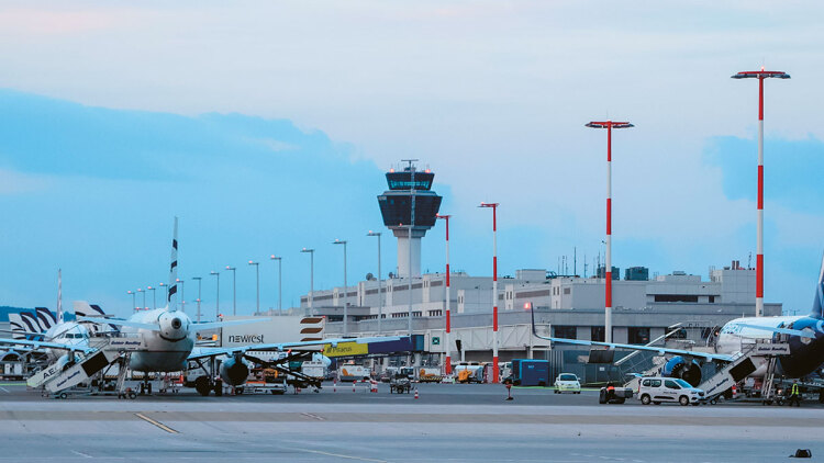 Μηχανικοί για το μπλακ άουτ στον FIR Αθηνών: Καλούμαστε να υποστηρίξουμε παλιά συστήματα που δεν υποστηρίζονται πλέον από τον κατασκευαστή