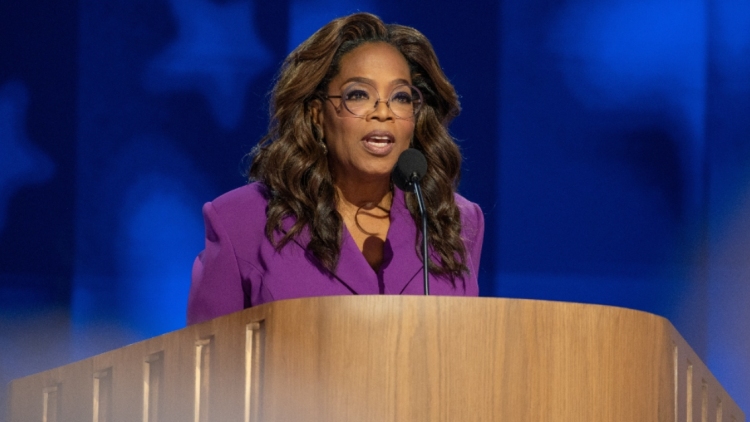 Η Όπρα Γουίνφρεϊ δήλωσε πως ένιωσε ντροπιασμένη και ταπεινωμένη σε συνέντευξη στο Tonight Show μετά από ερωτήσεις για τα κιλά της