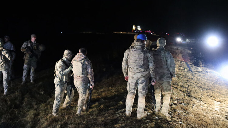 Ελεύθερη αφέθηκε από τις τουρκικές Αρχές η Κύπρια αεροσυνοδός που δεν είχε επιβιβαστεί στο μοιραίο Falcon με τον Λίβυο στρατηγό