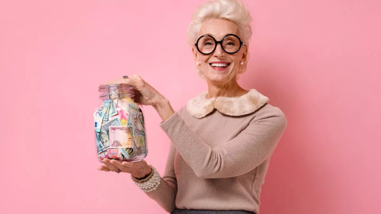 Επιλέξτε έξυπνα την ιδιωτική σύνταξη με τις μεγαλύτερες αποδόσεις – Τι πρέπει να ξέρετε
