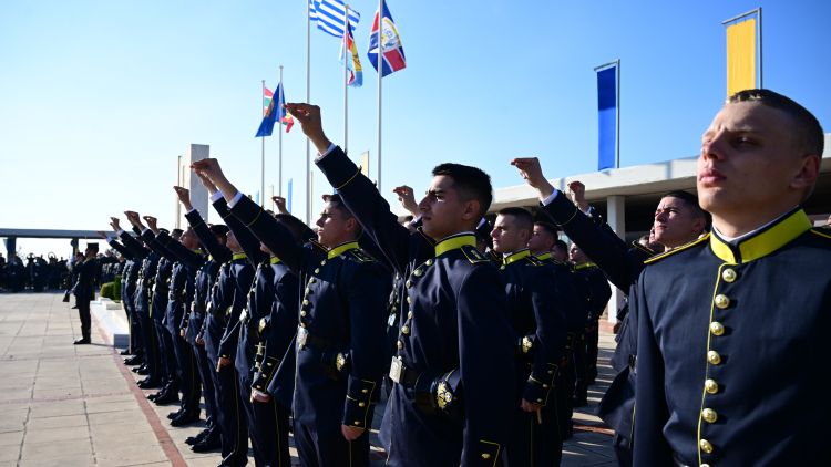 Έκτακτες κρίσεις αξιωματικών των Ενόπλων Δυνάμεων