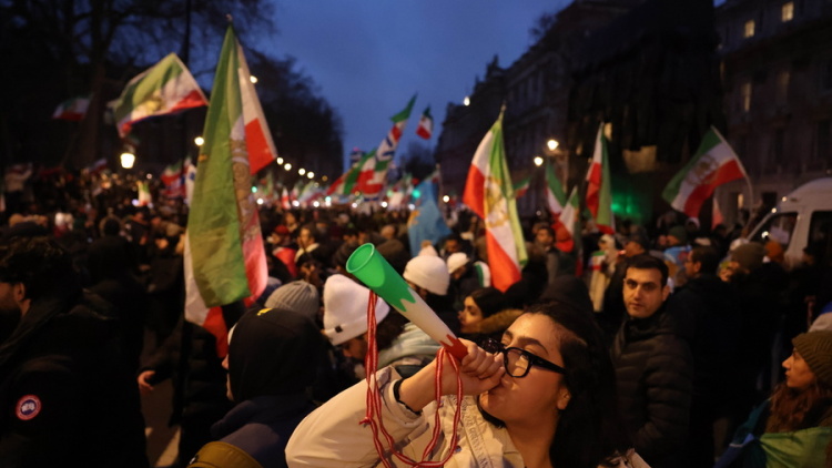 Reuters: Πιθανή επίθεση των ΗΠΑ στο Ιράν εντός 24 ωρών, προειδοποιεί Ευρωπαίος αξιωματούχος