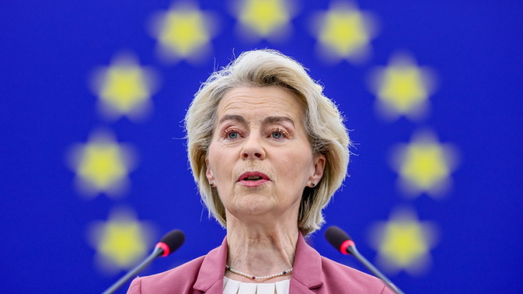 Φον ντερ Λάιεν: Η Ευρώπη θα γίνει πέρα από οικονομική και στρατιωτική υπερδύναμη