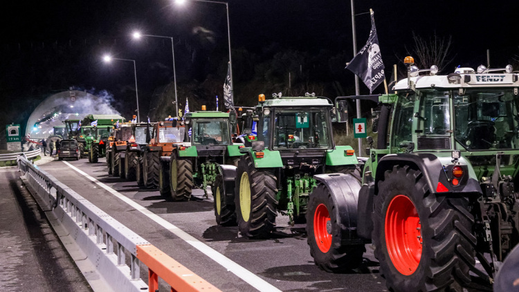 Για την Παρασκευή πάει η συνάντηση Μητσοτάκη με τους σκληρούς των μπλόκων 
