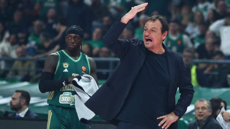 Πρόστιμο 5.000 ευρώ στον Αταμάν από τη Euroleague για τις δηλώσεις του μετά το ντέρμπι με τον Ολυμπιακό