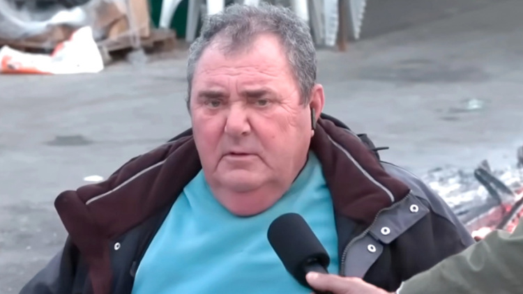 Επιμένει στις ύβρεις κατά του Μητσοτάκη ο Ανεστίδης, θέλει να πάει στη συνάντηση των αγροτοσυνδικαλιστών  στο Μαξίμου