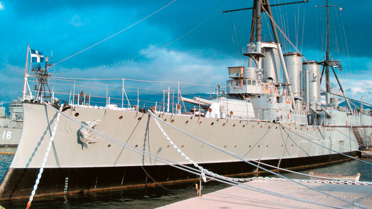 Η Ελλάδα υποδέχεται τη φρεγάτα Κίμων με το θωρηκτό Αβέρωφ και την τριήρη Ολυμπιάς: Τι συνδέει τα «πλοία της νίκης»