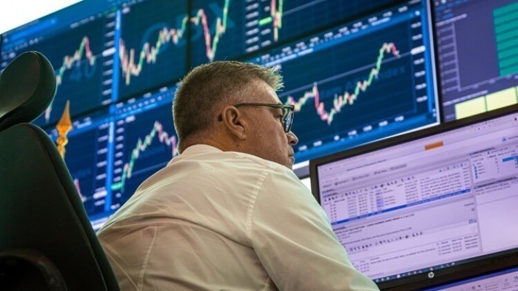 Γαλλία: Αντλησε ποσό ρεκόρ €10 δισ. με 20ετές ομόλογο, ισχυρό ενδιαφέρον παρά τις δημοσιονομικές ανησυχίες