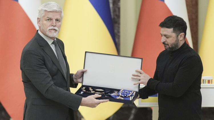 Η Τσεχία θα προμηθεύσει την Ουκρανία με μαχητικά αεροσκάφη ενάντια στα ρωσικά drone