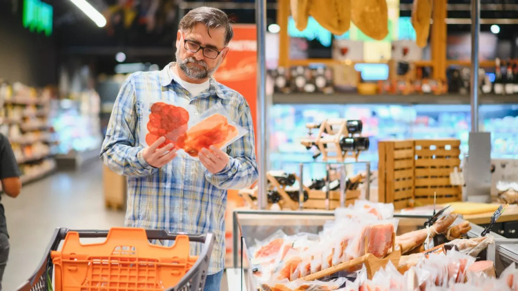 Καρκίνος: Επικίνδυνη η υπερκατανάλωση επεξεργασμένων τροφίμων με συντηρητικά