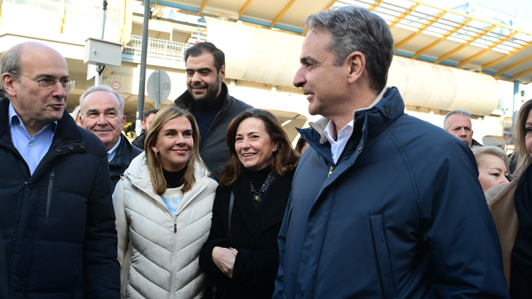 Επίσκεψη Μητσοτάκη στο Μαρούσι: «Πρόσω ολοταχώς» στις μεγάλες αλλαγές και μεταρρυθμίσεις που χρειάζεται η χώρα