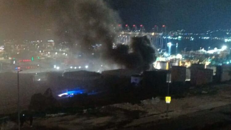 Φωτιά στα Καζάνια στο Πέραμα 
