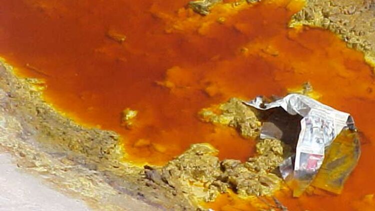 Πεθαίνοντας σιωπηλά για το πετρέλαιο: Οι Βρετανοί στρατιώτες στο Ιράκ που εκτέθηκαν σε καρκινογόνα τοξίνη χωρίς μέτρα ασφαλείας
