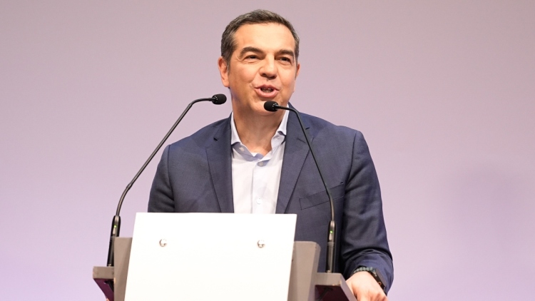 Οι διαχωριστικές γραμμές της «πυξίδας» Τσίπρα: Τα μηνύματα στην Κεντροαριστερά και οι αιχμές για την αντιπολιτική