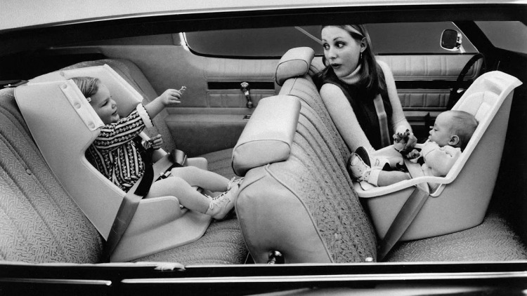 Τα Love Seats της GM άνοιξαν το δρόμο για τα σύγχρονα παιδικά καθίσματα
