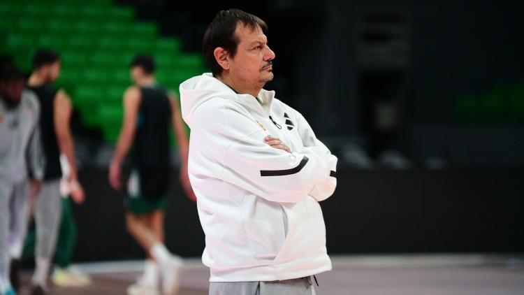 Γραπτή δήλωση Άταμαν: «Να παίξουμε επιθετικά με τη Μπασκόνια, χρειαζόμαστε τη στήριξη όλων των φιλάθλων μας»
