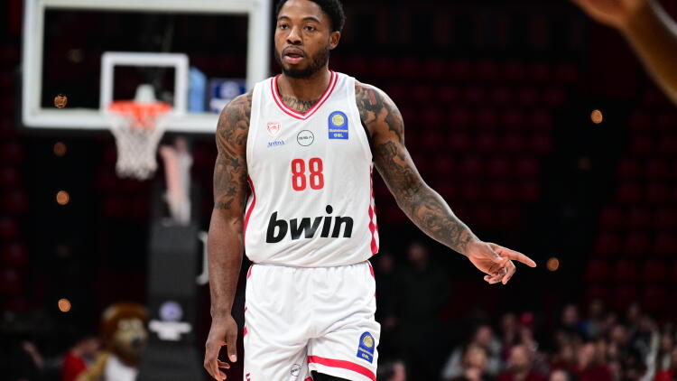 Ολυμπιακός: Ντεμπούτο στη Euroleague για τον Ταϊρίκ Τζόουνς 