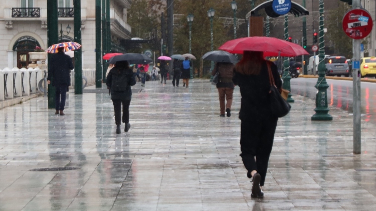 Υπουργείο Εσωτερικών: Δικαιολογημένη η απουσία των υπαλλήλων στο Δημόσιο αύριο λόγω κακοκαιρίας 