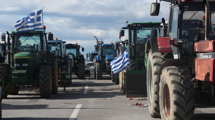 Παραμένουν στο μπλόκο οι αγρότες των Μαλγάρων: Τι αποφάσισαν στη σύσκεψη