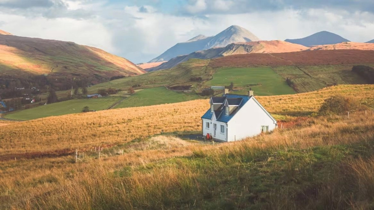 Η ευρωπαϊκή χώρα όπου 421 άνθρωποι ελέγχουν το 50% της ιδιωτικής αγροτικής γης